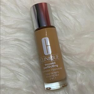 Clinique Beyond Perfecting Foundation